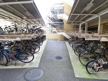【千葉県/千葉市中央区宮崎町】サンクタス蘇我シーズンエアシティ 駐輪場