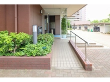 【千葉県/千葉市稲毛区稲毛東】京成サンコーポ稲毛 壱号棟 アプローチ