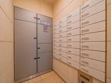【東京都/港区六本木】オープンレジデンシア六本木美術館前 メールBOX