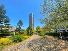 【東京都/港区六本木】オープンレジデンシア六本木美術館前 檜町公園（現地より約490m）