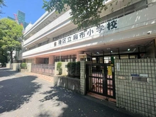 【東京都/港区六本木】オープンレジデンシア六本木美術館前 港区立麻布小学校（現地より約1,200m）
