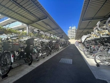 【神奈川県/横浜市戸塚区秋葉町】シティテラス横濱戸塚 駐輪場