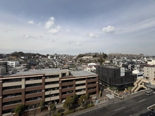 【神奈川県/横浜市神奈川区立町】ロワール東白楽 眺望