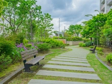 【神奈川県/横浜市西区西平沼町】ヨコハマタワーリングスクエア 敷地内