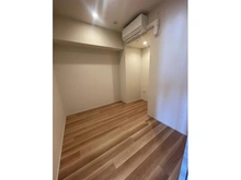 【神奈川県/横浜市神奈川区鶴屋町】THE YOKOHAMA FRONT　 洋室