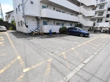 【神奈川県/藤沢市鵠沼海岸】東海鵠沼マンション 敷地内