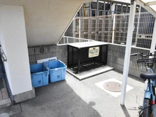 【神奈川県/藤沢市鵠沼海岸】東海鵠沼マンション 敷地内