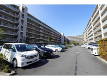 【神奈川県/茅ヶ崎市浜見平】オハナ茅ヶ崎ガーデニア 駐車場