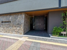 【神奈川県/平塚市錦町】バウス平塚 アプローチ