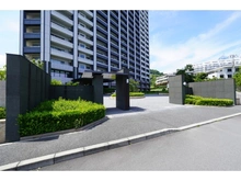 【静岡県/熱海市春日町】ザ・クレストタワー熱海 アプローチ