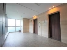【静岡県/熱海市春日町】ザ・クレストタワー熱海 エレベーターホール