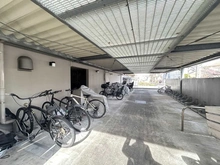 【神奈川県/藤沢市藤が岡】ジークレフ藤沢 駐輪場