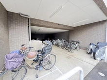 【埼玉県/川口市戸塚】ファーネストヒルズ東川口 駐輪場
