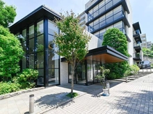 【東京都/稲城市東長沼】プラウドシティ南山 D棟 アプローチ