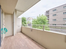 【東京都/稲城市東長沼】プラウドシティ南山 D棟 バルコニー