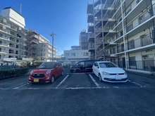 【神奈川県/横浜市港北区新吉田東】ライネスハイム綱島壱番館 駐車場