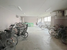 【神奈川県/横浜市港北区大豆戸町】東急ドエル・アルス大倉山東 駐輪場
