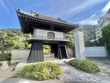 【神奈川県/三浦郡葉山町長柄】藤和ガーデンハウス葉山 福厳寺（現地より約98m）