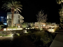 【神奈川県/逗子市小坪】逗子マリーナ厚生用建物 6号棟　 MALIBU HOTEL（現地より約320m）