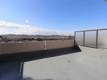 【神奈川県/横浜市栄区東上郷町】コスモ港南台エクステージ ルーフバルコニー