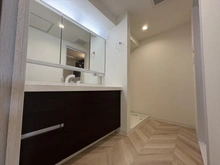 【神奈川県/横浜市都筑区南山田】港北ニュータウンビュープラザセンター北 3-6号棟 洗面室