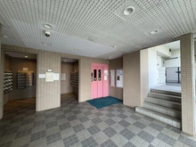 【神奈川県/横浜市都筑区南山田】港北ニュータウンビュープラザセンター北 3-6号棟 エントランス