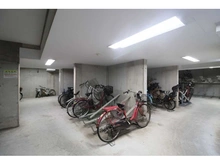 【神奈川県/横浜市港北区小机町】ファミールガーデン横浜・小机　参番館 駐輪場