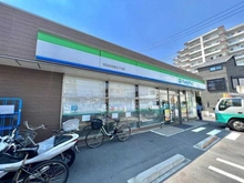 【東京都/世田谷区弦巻】プラウド弦巻 ファミリーマート 世田谷弦巻五丁目店（現地より約240m）：