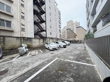 【東京都/杉並区上荻】シャンボール荻窪 駐車場