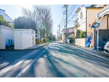 【東京都/練馬区高松】ライオンズガーデン石神井公園 弐号棟 前面道路