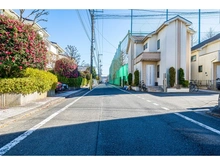 【東京都/練馬区高松】ライオンズガーデン石神井公園 弐号棟 前面道路