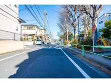 【東京都/練馬区高松】ライオンズガーデン石神井公園 弐号棟 前面道路
