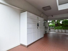【東京都/練馬区旭丘】江古田パークマンション A棟 宅配BOX