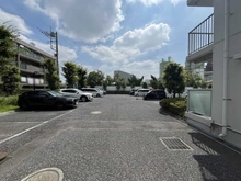 【埼玉県/戸田市新曽南】アーベントハイム戸田公園ANNEX 駐車場