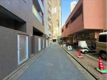 【東京都/港区麻布台】アクト飯倉 前面道路