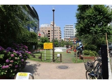 【東京都/港区東麻布】クラッシィスイート・ジオ東麻布 飯倉公園（現地より約100m）