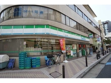 【東京都/港区麻布十番】東急ドエル・アルス麻布十番 ファミリーマート麻布十番店（現地より約180m）