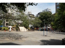 【東京都/港区麻布十番】東急ドエル・アルス麻布十番 網代公園（現地より約260m）