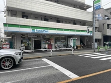【東京都/世田谷区桜丘】パークハウス世田谷桜丘 ファミリーマート桜丘三丁目店（現地より約30m）