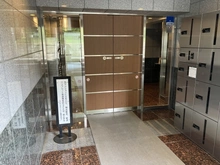 【東京都/世田谷区弦巻】ライオンズマンション弦巻 エントランス