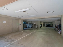 【東京都/中央区日本橋茅場町】グランド・ガーラ日本橋茅場町 駐車場