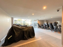 【東京都/世田谷区成城】クレヴィア成城 駐輪場、バイク置場