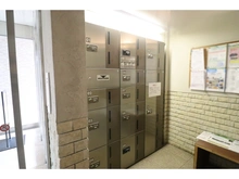 【神奈川県/川崎市高津区久末】プレール日吉台 宅配BOX