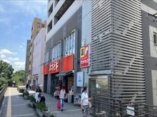【東京都/三鷹市下連雀】クレッセント三鷹ザ・タワー オオゼキ三鷹店（現地より約220m）
