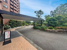 【兵庫県/神戸市東灘区御影山手】メゾン白鶴 アプローチ