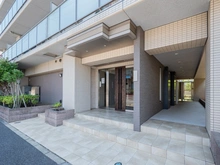 【千葉県/浦安市堀江】ベルジェンド浦安 エントランス