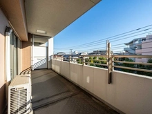 【神奈川県/川崎市多摩区宿河原】アクエージュ多摩川 バルコニー