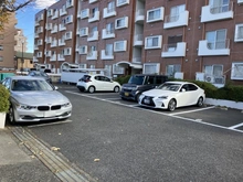 【東京都/八王子市めじろ台】京王めじろ台マンション　E棟 駐車場
