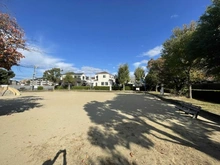 【大阪府/吹田市五月が丘東】ローズコーポ千里 C棟 亥子谷北公園（現地より約600m）