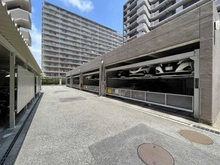【大阪府/大阪市淀川区東三国】ソシエ北大阪 壱期棟 駐車場